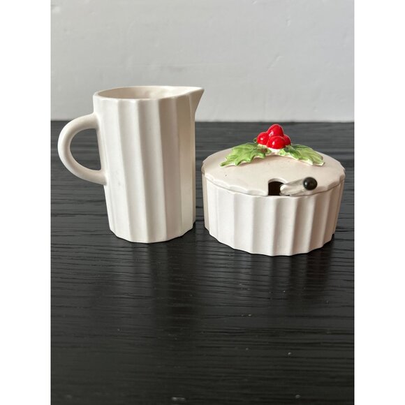 VTG 1959 HOLT HOWARD Holiday Creamer/Sugar Bowl Set Holly Berries Ribbed Design - Picture 3 of 12